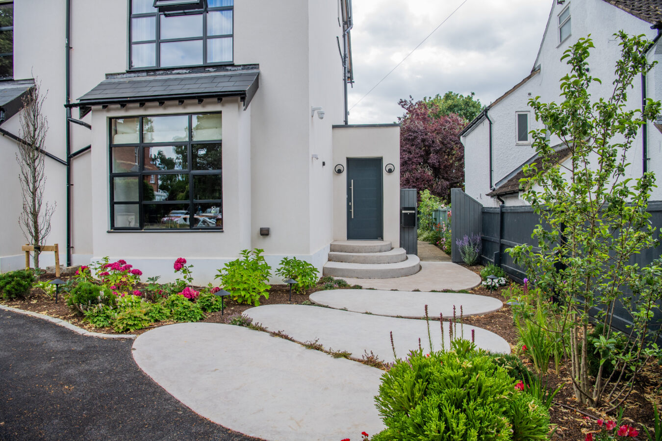 Cheltenham garden design front steps