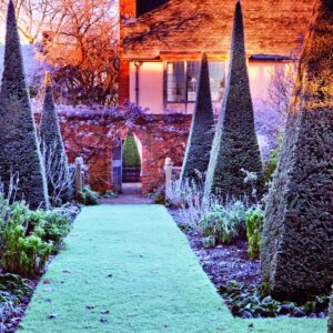 Clive Nichols the winter garden