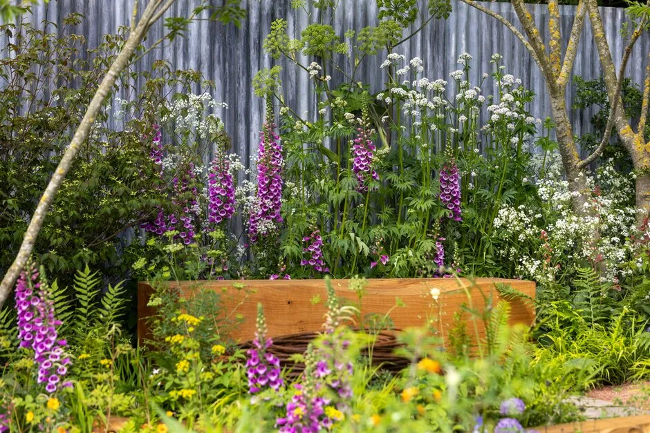 Octavia-Hill-Garden-by-Neil-Hepworth