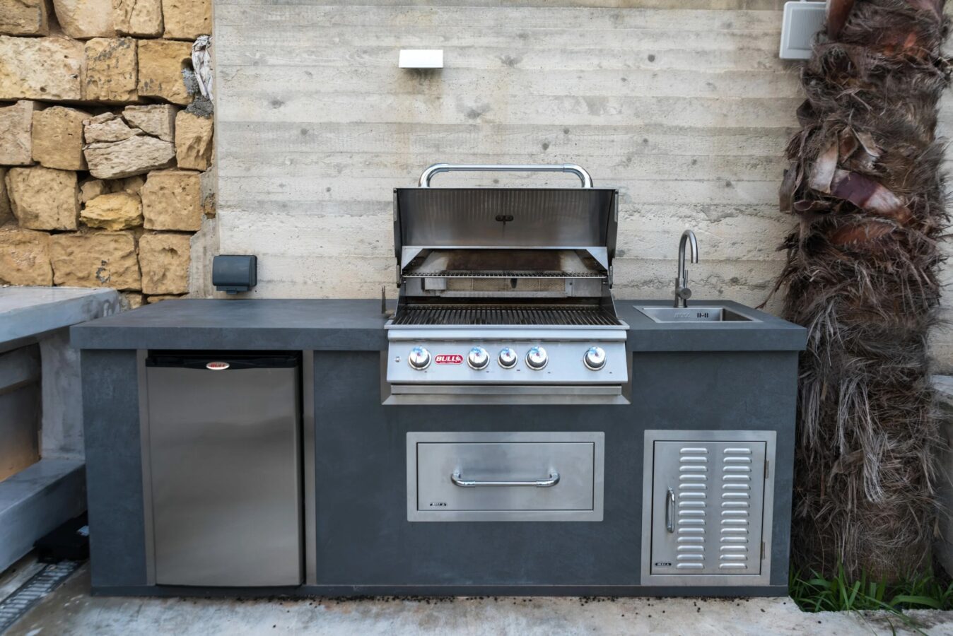 Bull-outdoor-kitchen-2-1348x900