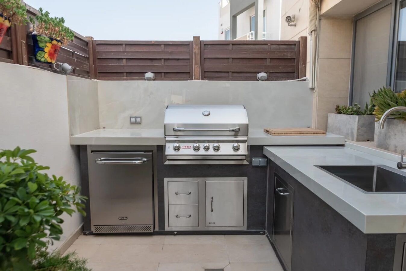 Bull-outdoor-kitchen-4-1348x900